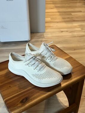 Crocs sneakers